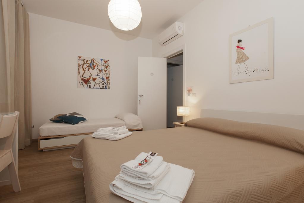 Via Colombo Holiday Rooms La Spezia Room photo